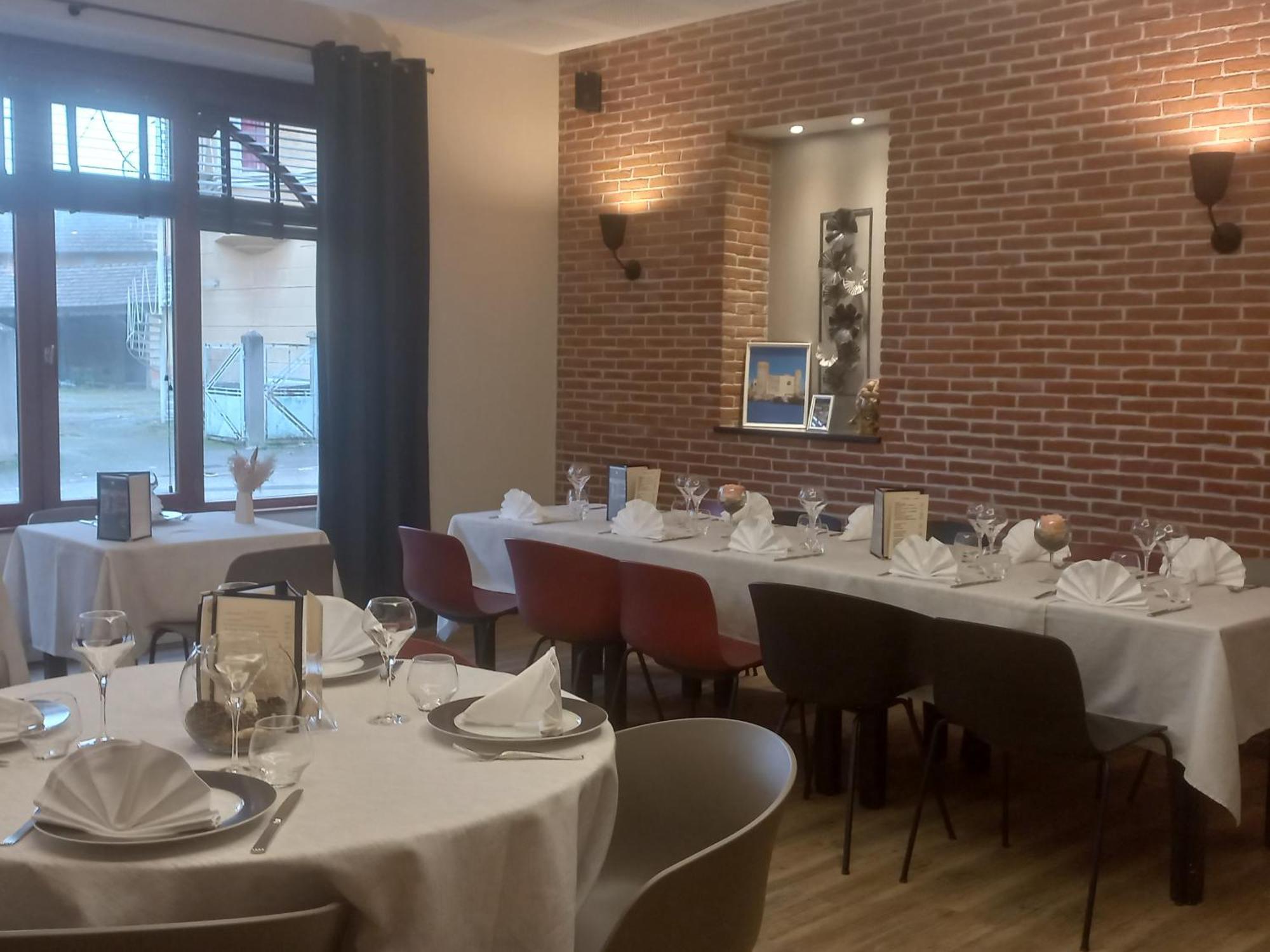 Hotel Restaurant De La Poste Saint-Just-en-Chevalet Luaran gambar